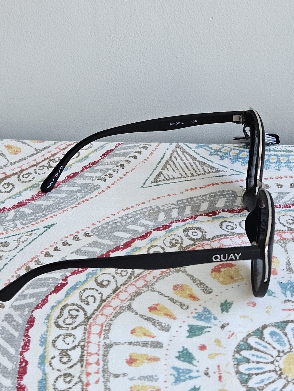 Quay Australia "My Girl" Sunglasses - Picture 4 of 6